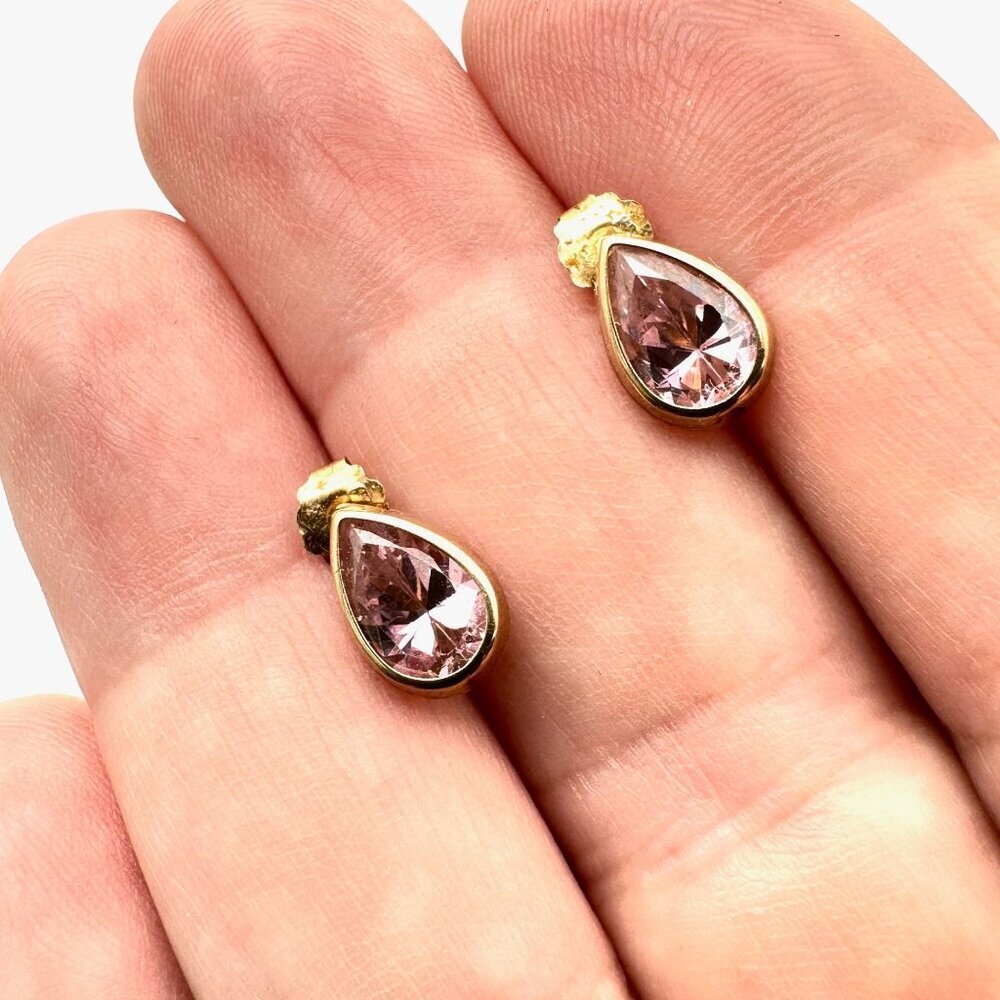 Womens Earrings 10K Gold Pink Cubic Zirconia Teardrop Studs Pierced